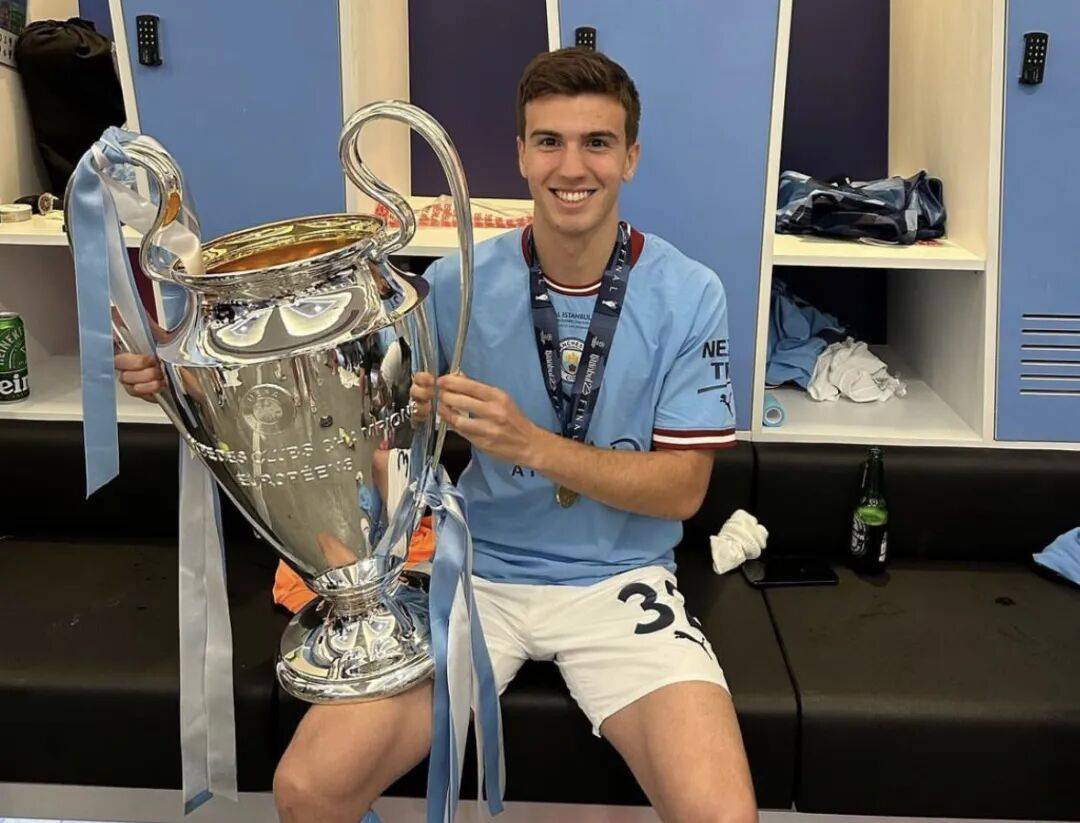 不是拉维亚！曼城1300万卖掉罗德里替身 瓜帅后悔吗？