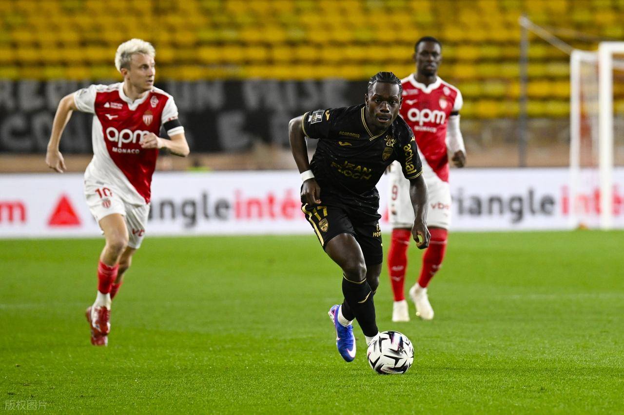 FIFA世界杯-1-3，23岁巴萨旧将法蒂破门难救主，率队不敌法甲第12，遭遇4连败