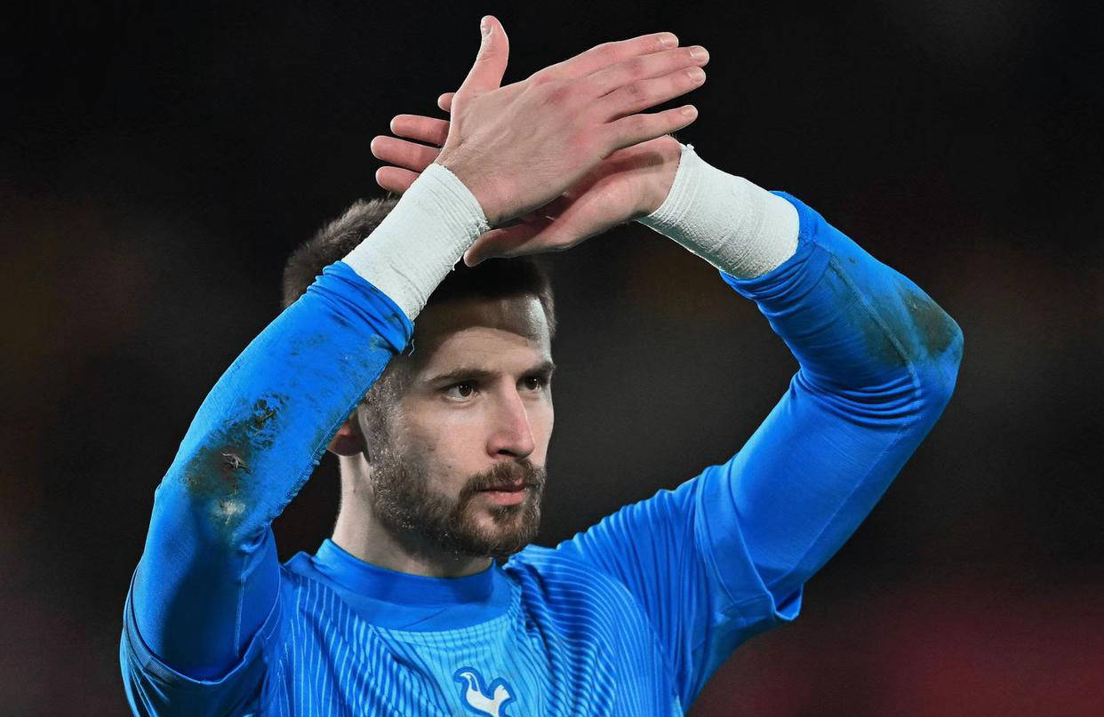 世界杯预测-热刺宝藏门将维卡里奥：逆境中的稳固屏障