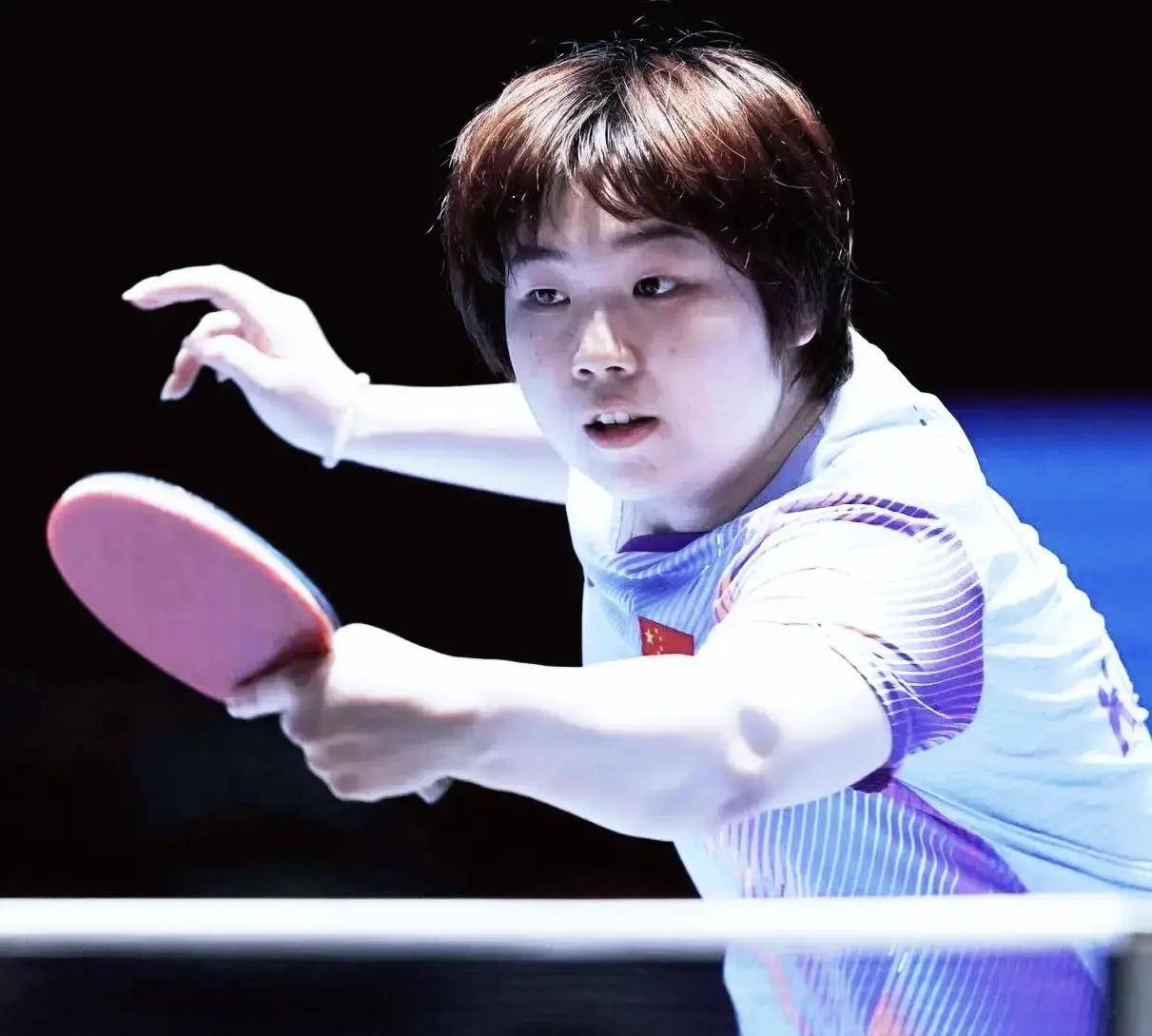 乒乓球亚洲杯2月5日晚，国乒五战四胜抗日，陈熠迎战削球手桥本，孙颖莎闯入16强！