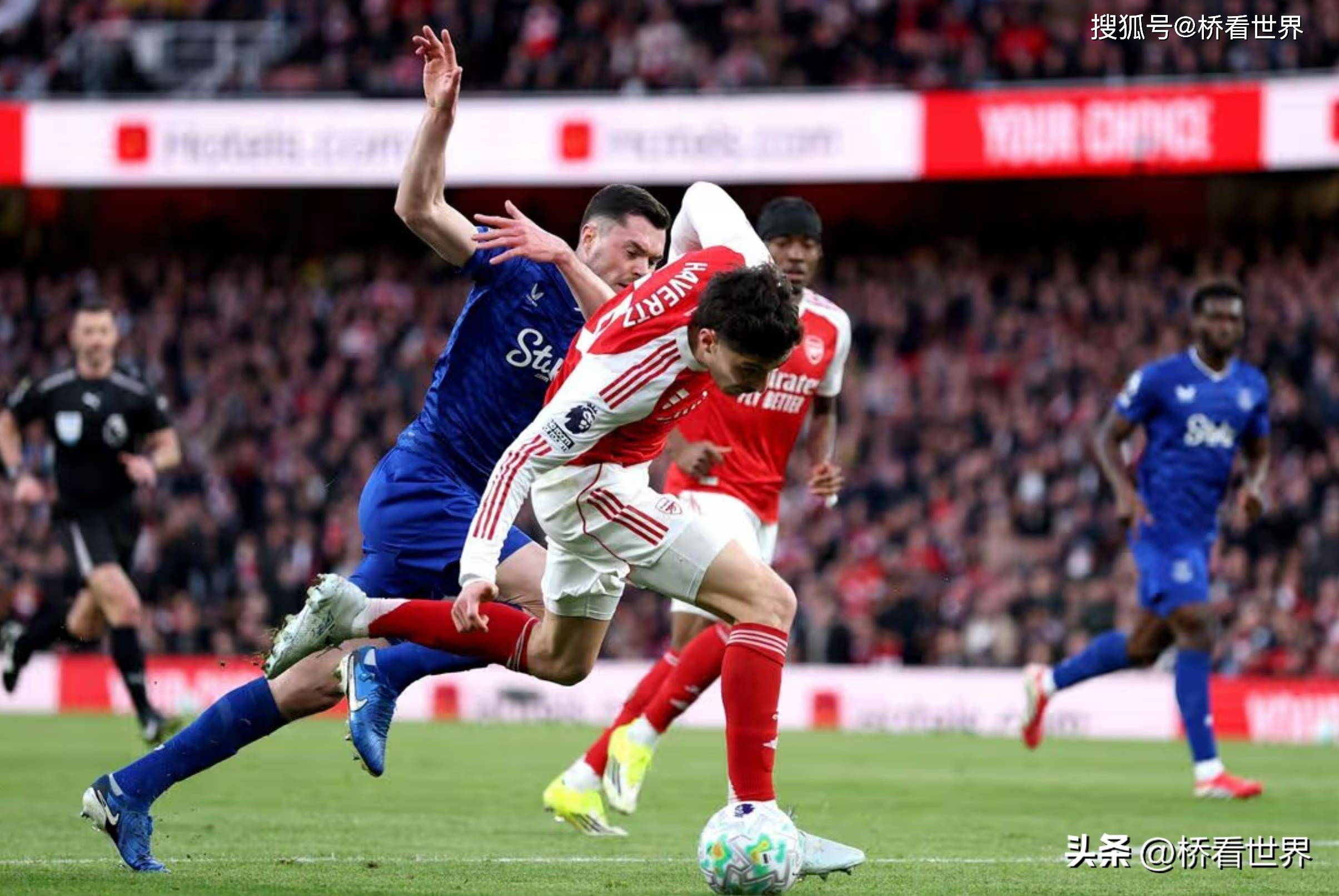 阿森纳2-0埃弗顿关键结论：名宿批VAR？阿森纳赛程占优？道曼封神？